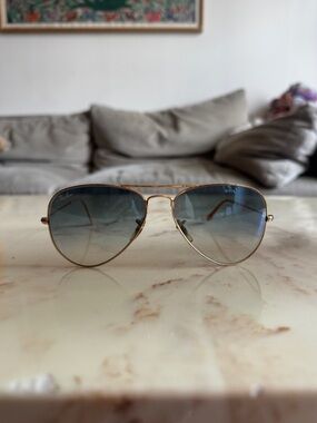 Ray-Ban Aviator Sunglasses - Gold Frame with Blue Gradient Lenses